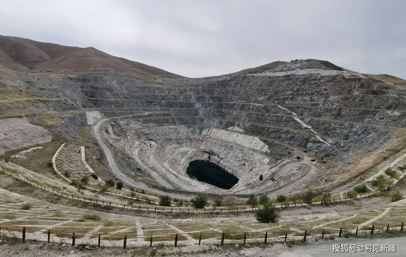 除了牧羊人，這里還有可歌可泣的可可托海精神 